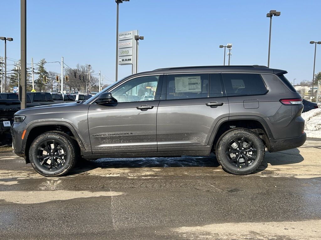 2026 Jeep Grand Cherokee L Laredo Crestwood KY