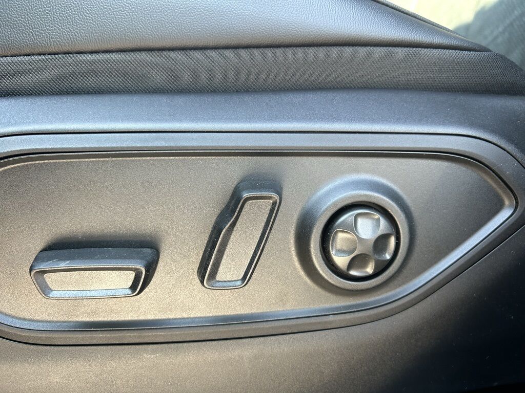 2026 Jeep Grand Cherokee L Laredo Crestwood KY