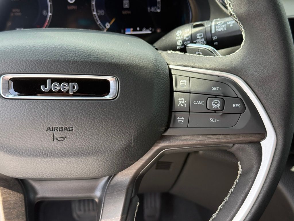 2026 Jeep Grand Cherokee L Laredo Crestwood KY