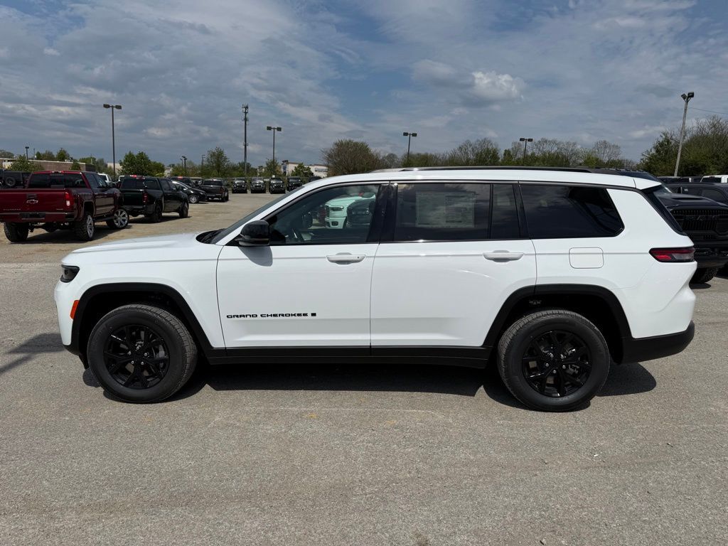 2026 Jeep Grand Cherokee L Laredo Crestwood KY