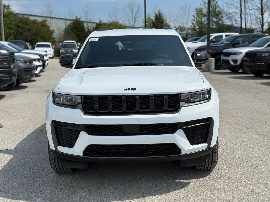 2026 Jeep Grand Cherokee L Laredo