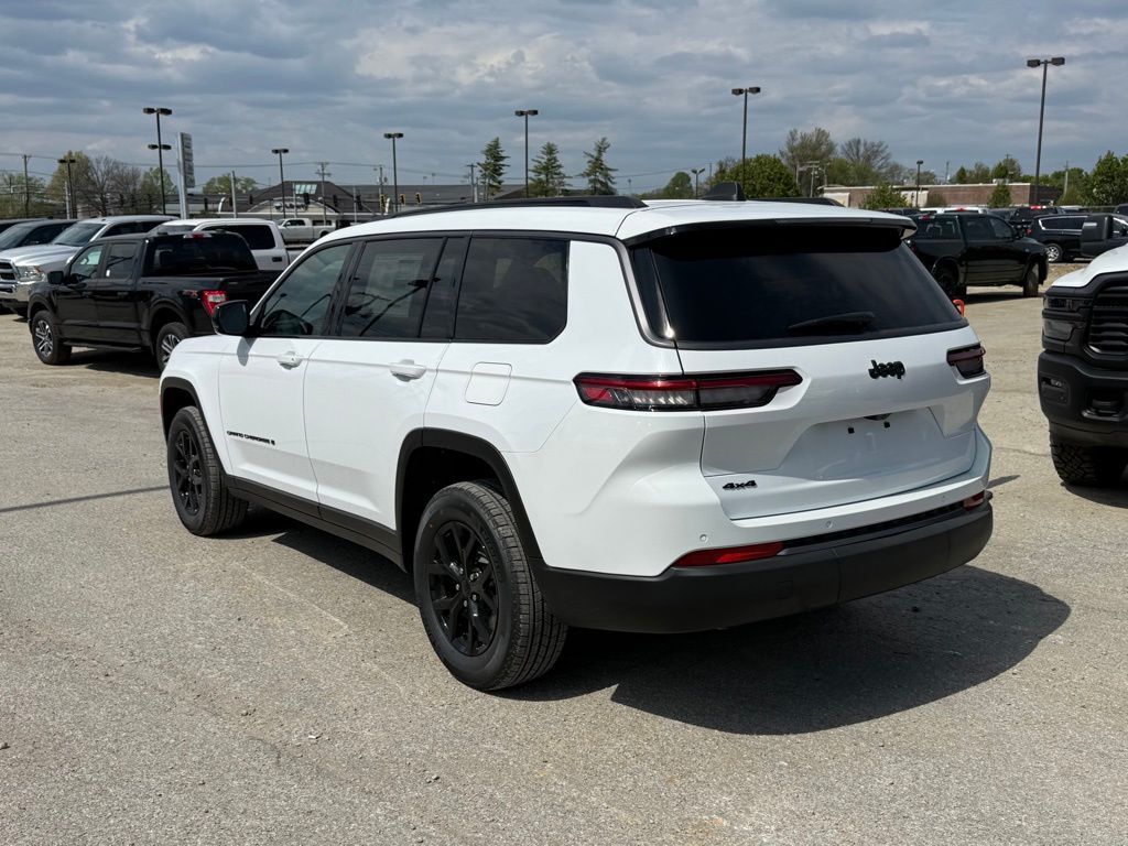 2026 Jeep Grand Cherokee L Laredo Crestwood KY