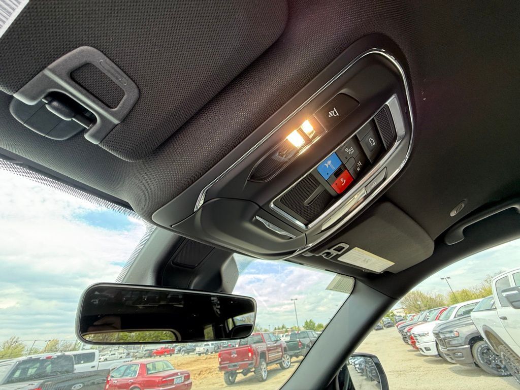 2026 Jeep Grand Cherokee L Laredo Crestwood KY