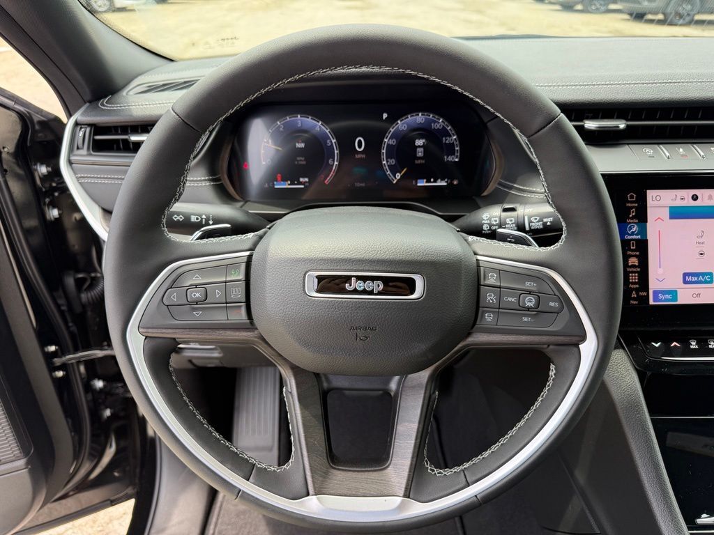 2026 Jeep Grand Cherokee L Laredo Crestwood KY