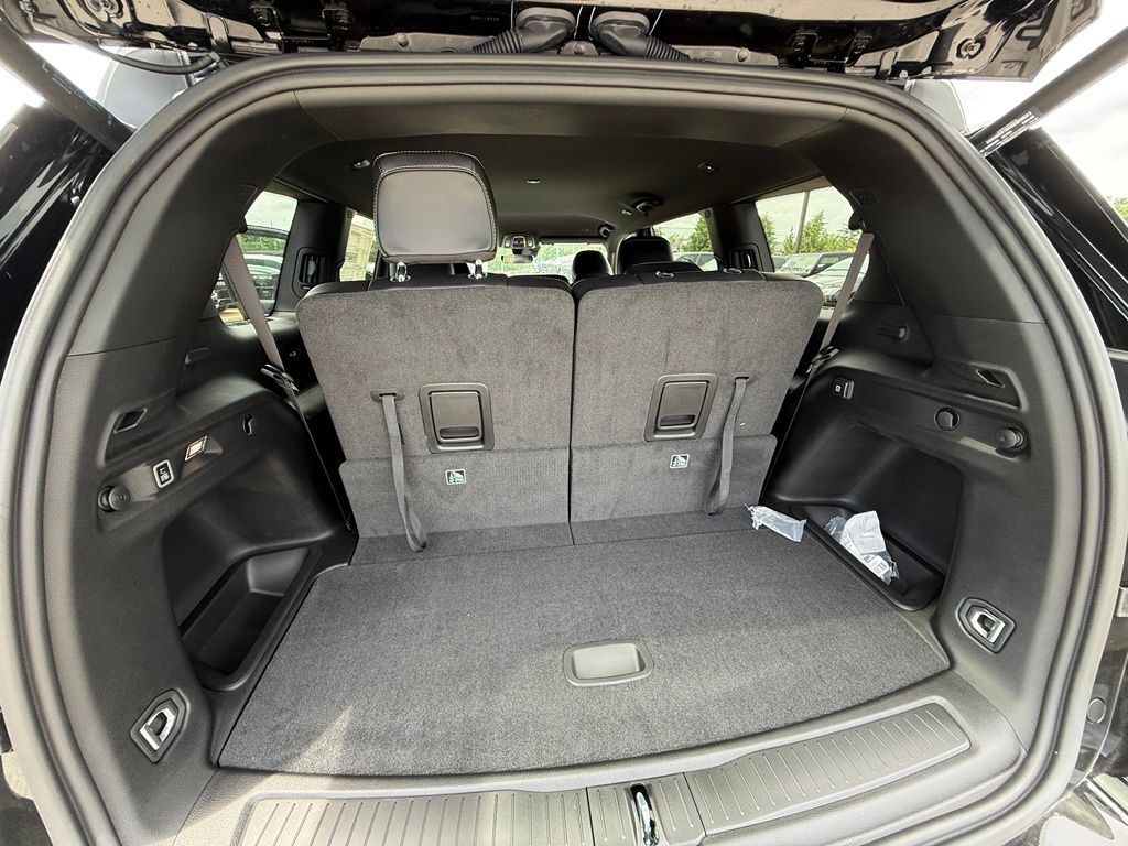 2026 Jeep Grand Cherokee L Laredo Crestwood KY