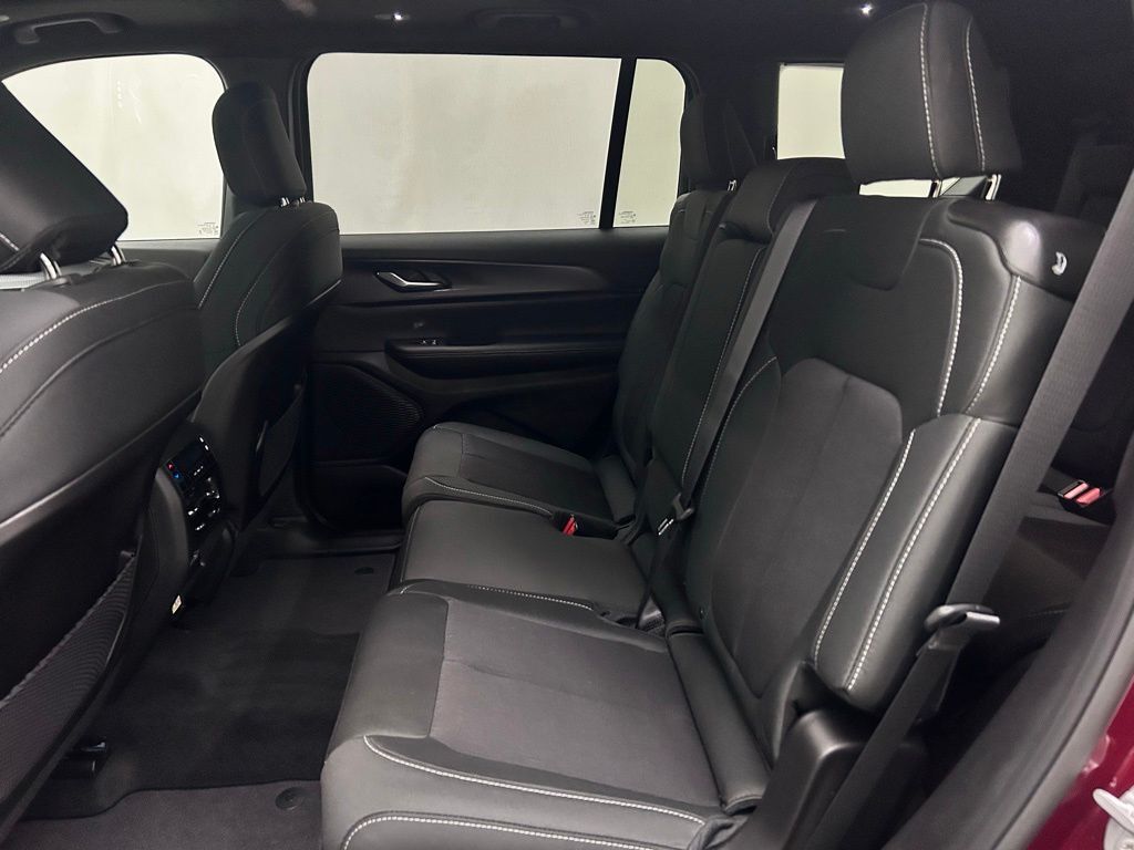 2026 Jeep Grand Cherokee L Laredo Portland OR