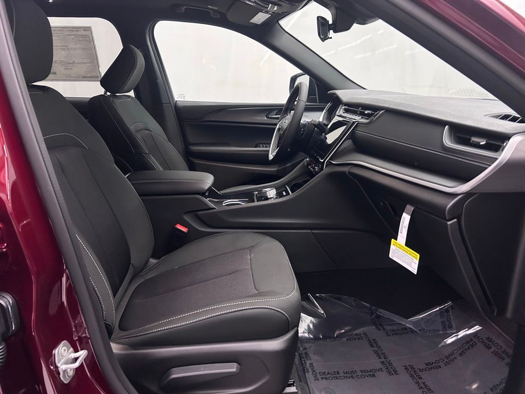 2026 Jeep Grand Cherokee L Laredo Portland OR