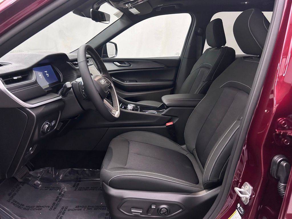 2026 Jeep Grand Cherokee L Laredo Portland OR
