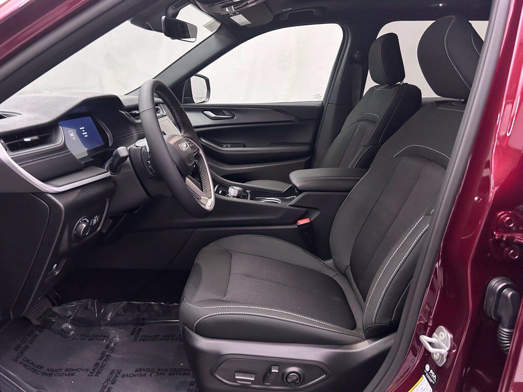 2026 Jeep Grand Cherokee L Laredo Portland OR