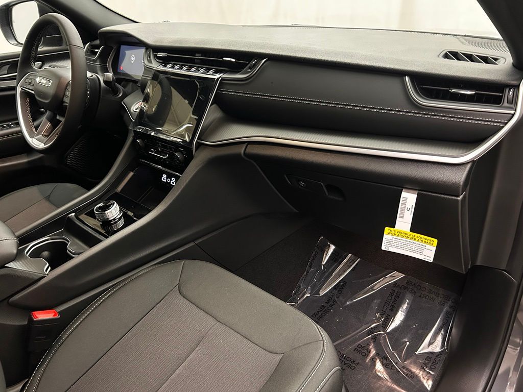 2026 Jeep Grand Cherokee L Laredo Portland OR