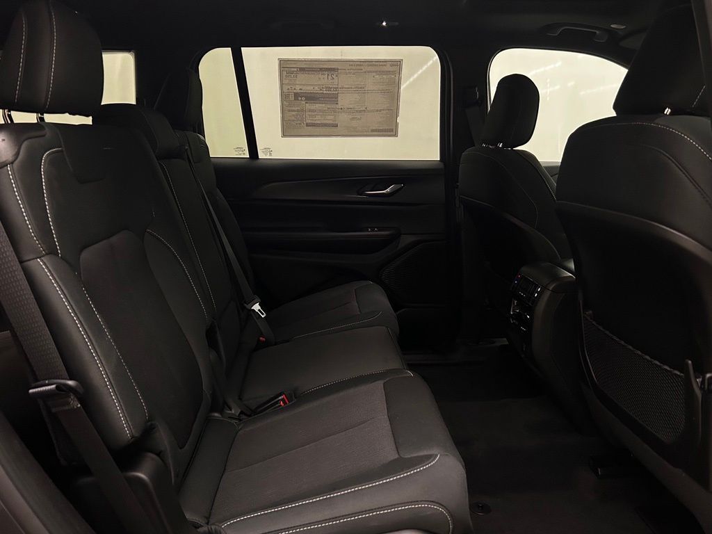 2026 Jeep Grand Cherokee L Laredo Portland OR