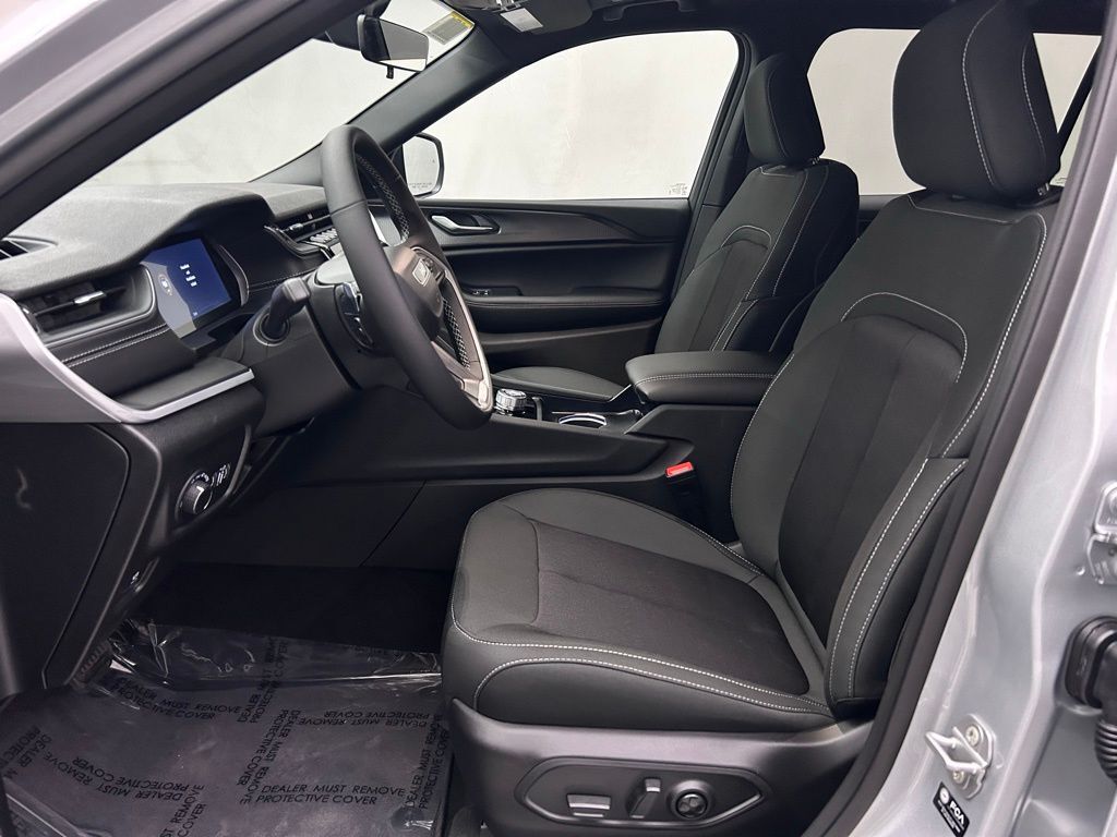 2026 Jeep Grand Cherokee L Laredo Portland OR