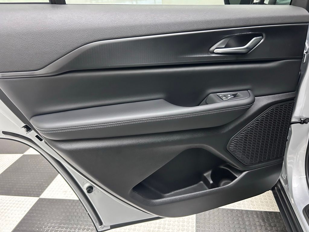 2026 Jeep Grand Cherokee L Laredo Portland OR