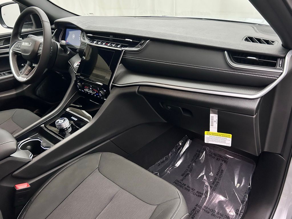 2026 Jeep Grand Cherokee L Laredo Portland OR