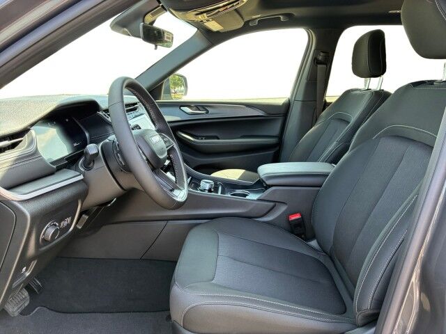 2026 Jeep Grand Cherokee L Laredo X Burnet TX