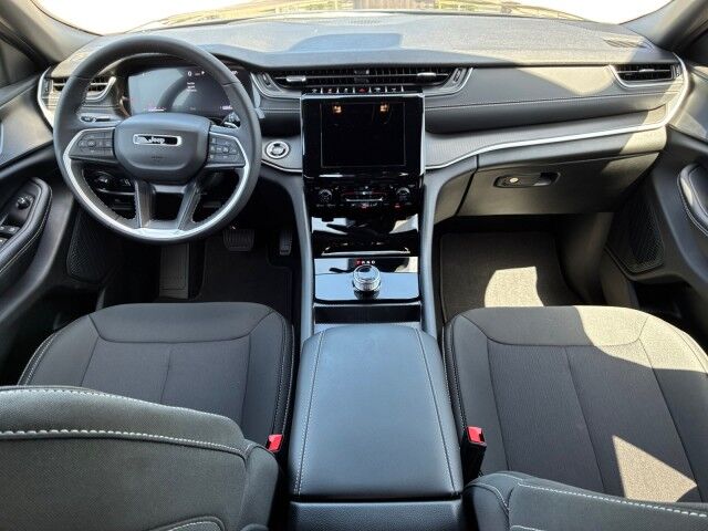 2026 Jeep Grand Cherokee L Laredo X Burnet TX