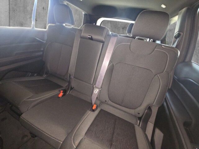 2026 Jeep Grand Cherokee L Laredo X Burnet TX
