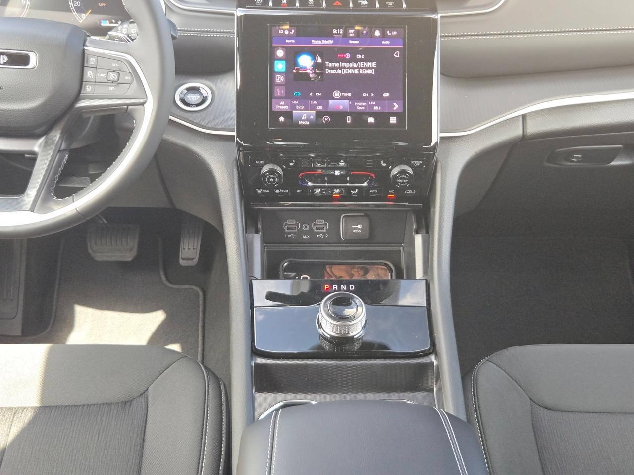 2026 Jeep Grand Cherokee L Laredo X Castroville TX
