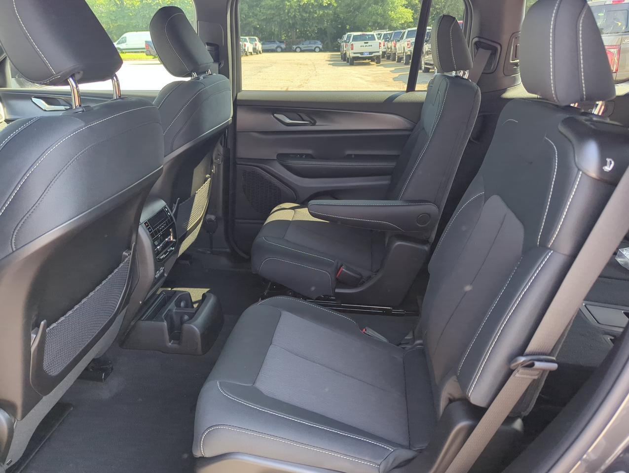 2026 Jeep Grand Cherokee L Laredo X Winder GA