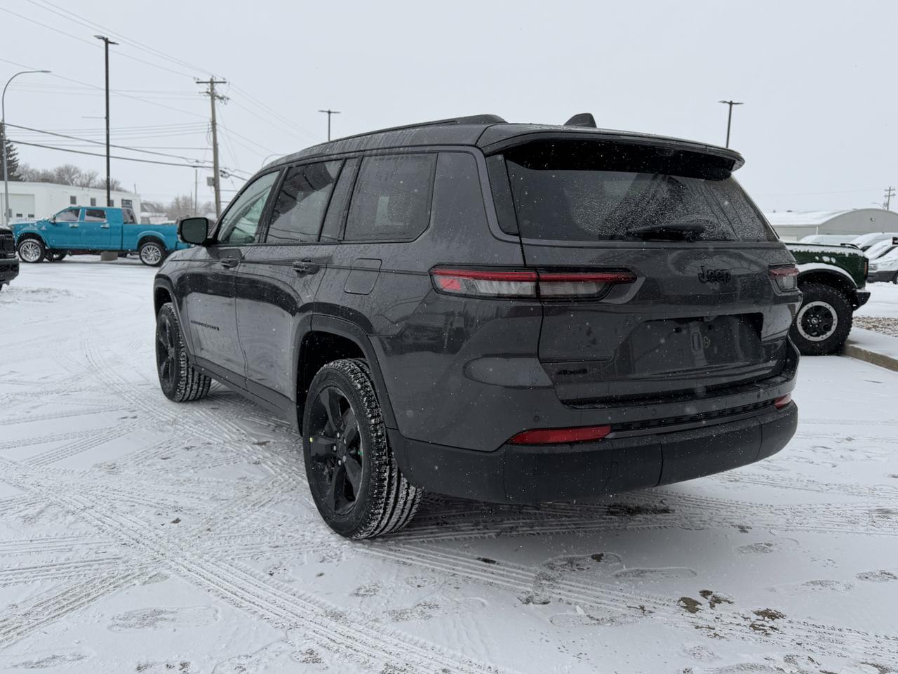 2026 Jeep Grand Cherokee L Limited 4x4 | 2L Turbo | Dual Pane Sunroof | NAV | Heated Seats | Interior Camera Redwater AB