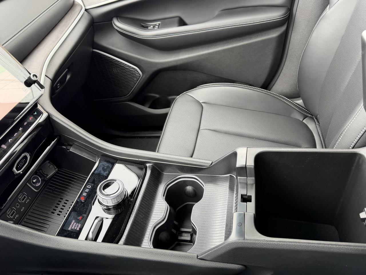 2026 Jeep Grand Cherokee L Limited 4x4 | 2L Turbo | Dual Pane Sunroof | NAV | Heated Seats | Interior Camera Redwater AB