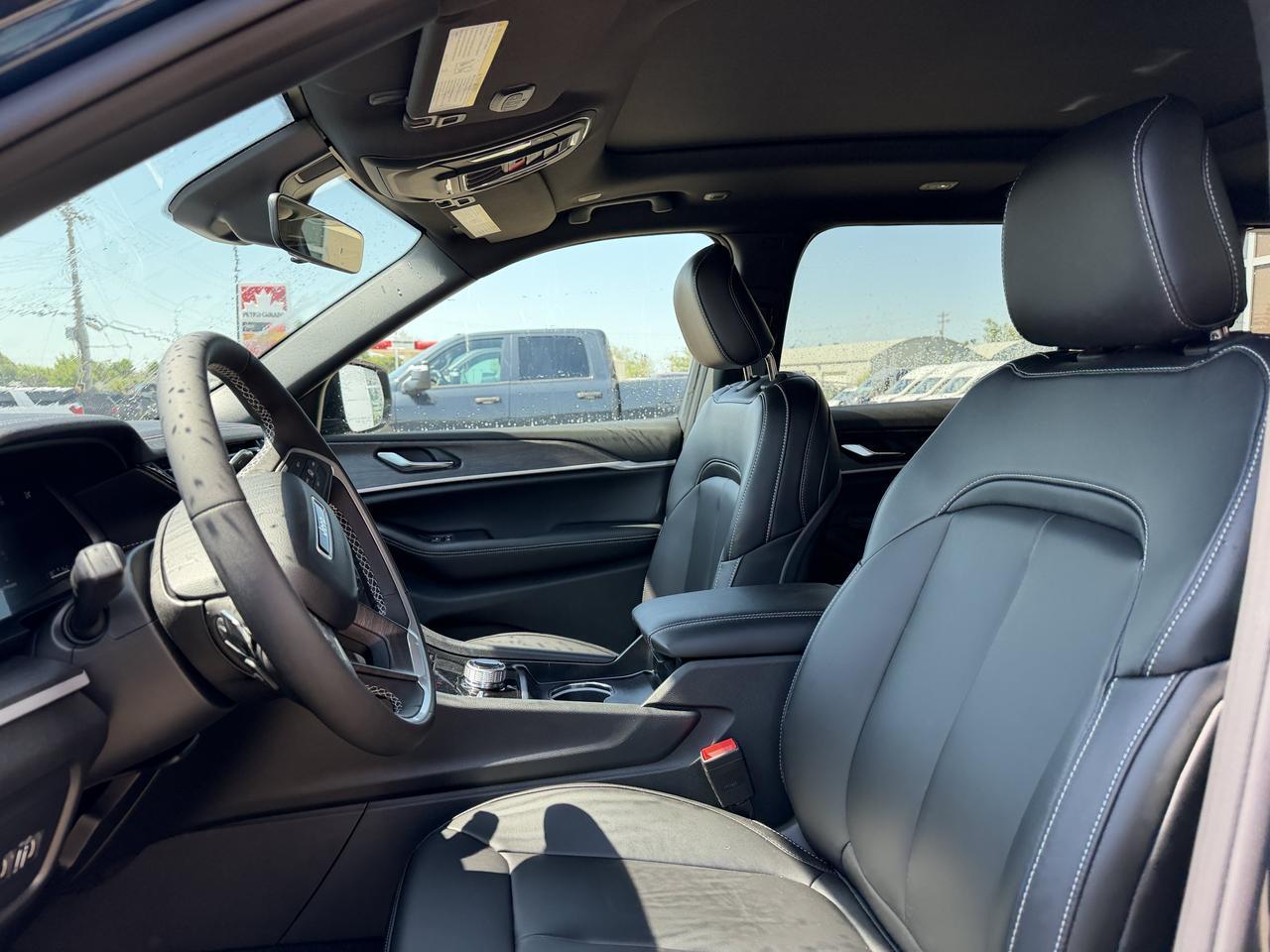 2026 Jeep Grand Cherokee L Limited Altitude 4x4 SUV | 2L Turbo | Baltic Grey | Dual Pane Sunroof | NAV Redwater AB