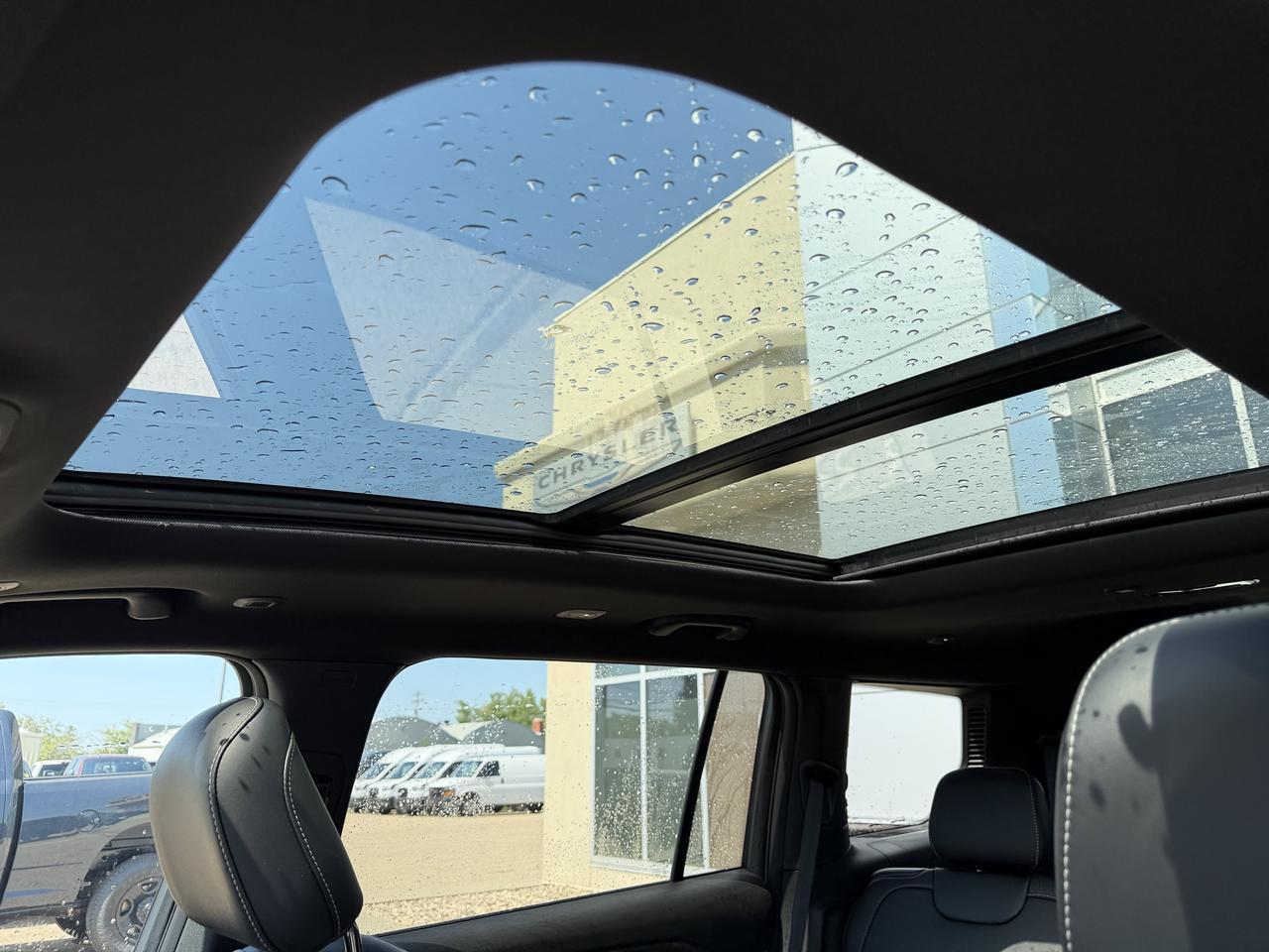 2026 Jeep Grand Cherokee L Limited Altitude 4x4 SUV | 2L Turbo | Baltic Grey | Dual Pane Sunroof | NAV Redwater AB