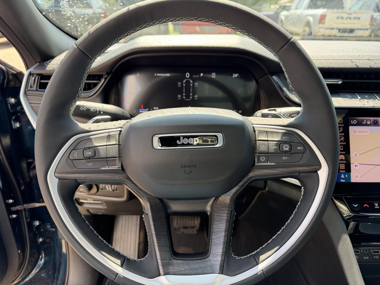 2026 Jeep Grand Cherokee L Limited Altitude 4x4 SUV | 2L Turbo | Baltic Grey | Dual Pane Sunroof | NAV Redwater AB