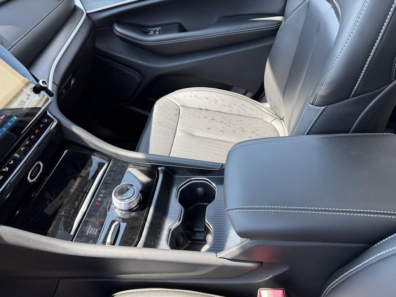 2026 Jeep Grand Cherokee L Limited Altitude 4x4 SUV | 2L Turbo | Baltic Grey | Dual Pane Sunroof | NAV Redwater AB