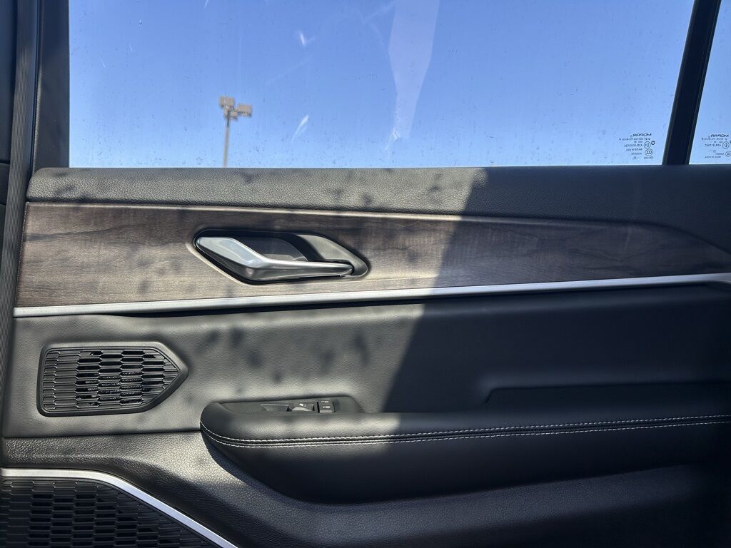 2026 Jeep Grand Cherokee L Limited Crestwood KY