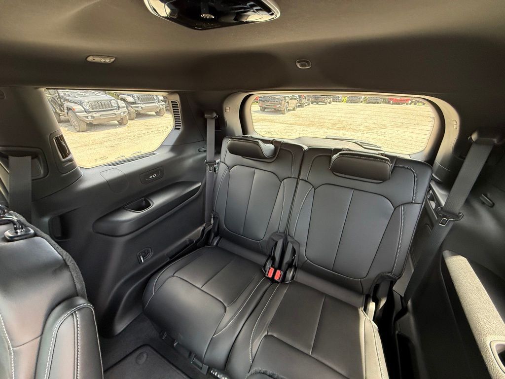 2026 Jeep Grand Cherokee L Limited Crestwood KY