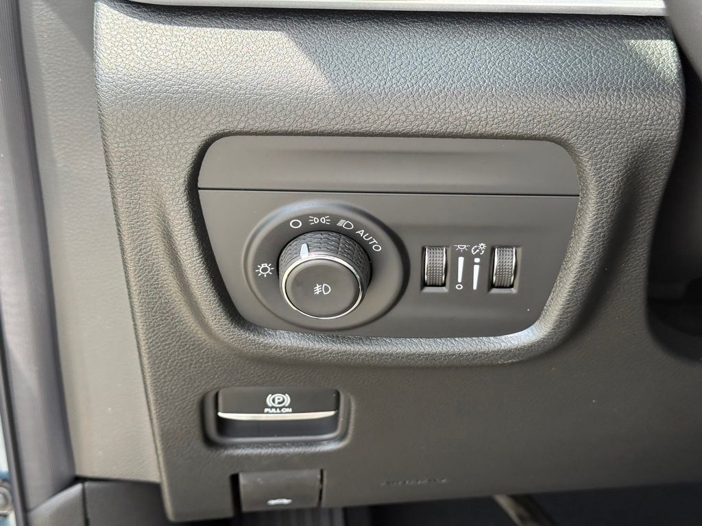 2026 Jeep Grand Cherokee L Limited Crestwood KY