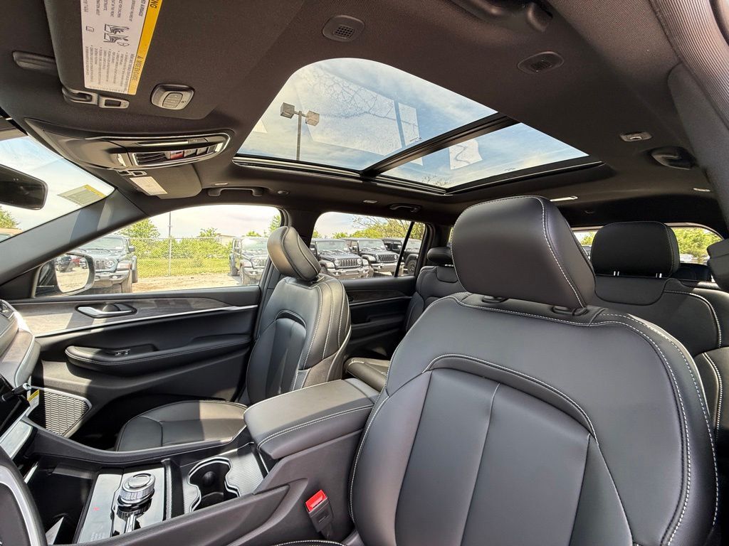 2026 Jeep Grand Cherokee L Limited Crestwood KY