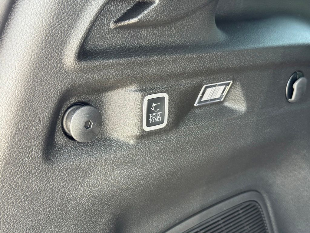 2026 Jeep Grand Cherokee L Limited Crestwood KY