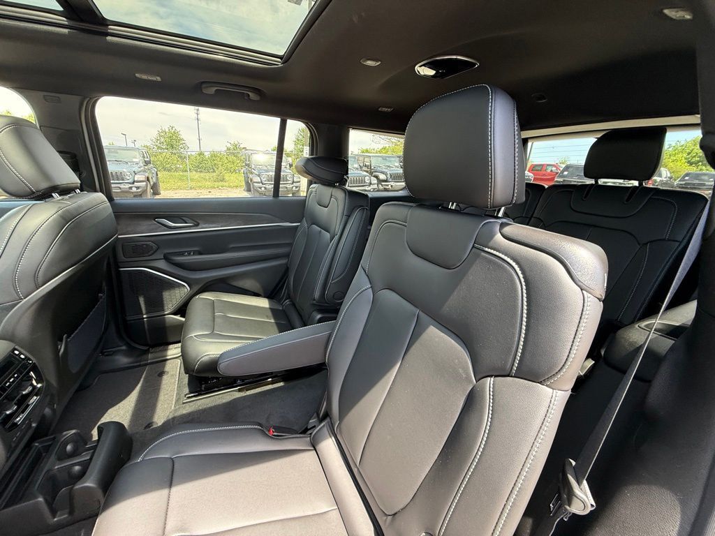 2026 Jeep Grand Cherokee L Limited Crestwood KY