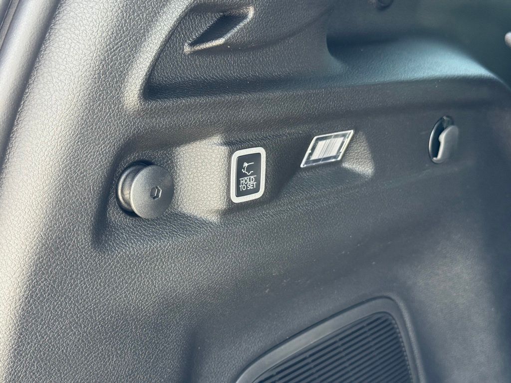 2026 Jeep Grand Cherokee L Limited Crestwood KY