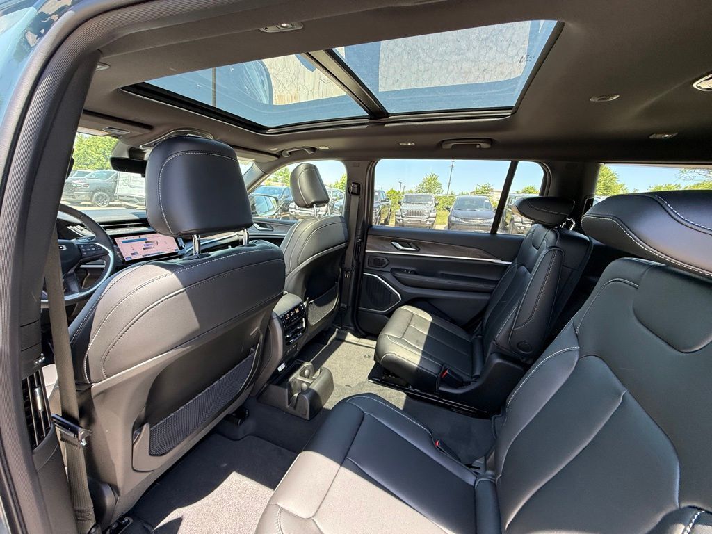 2026 Jeep Grand Cherokee L Limited Crestwood KY