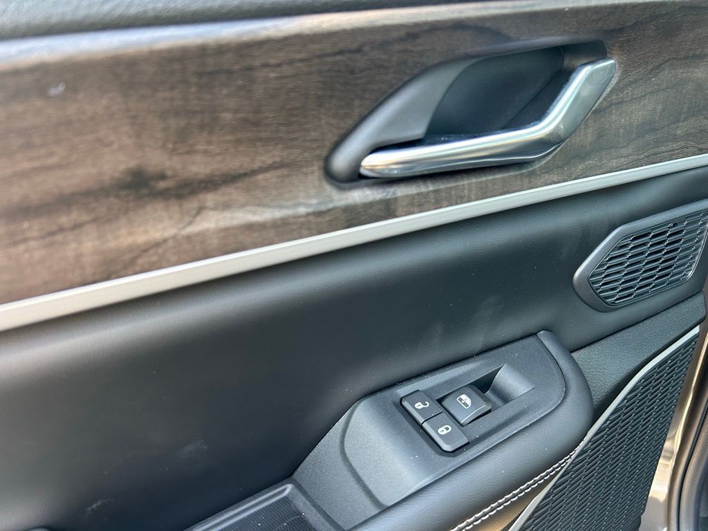 2026 Jeep Grand Cherokee L Limited Crestwood KY