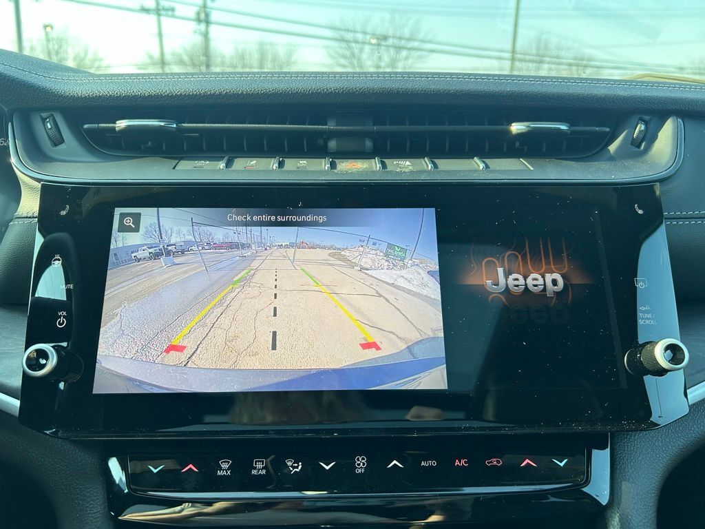 2026 Jeep Grand Cherokee L Limited Crestwood KY