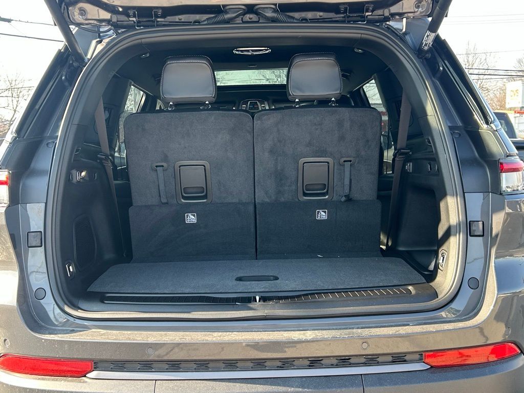 2026 Jeep Grand Cherokee L Limited Crestwood KY