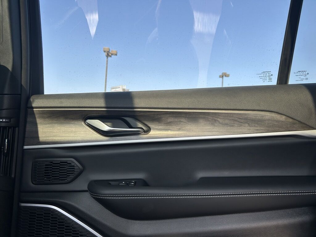 2026 Jeep Grand Cherokee L Limited Crestwood KY