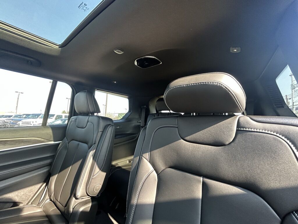 2026 Jeep Grand Cherokee L Limited Crestwood KY