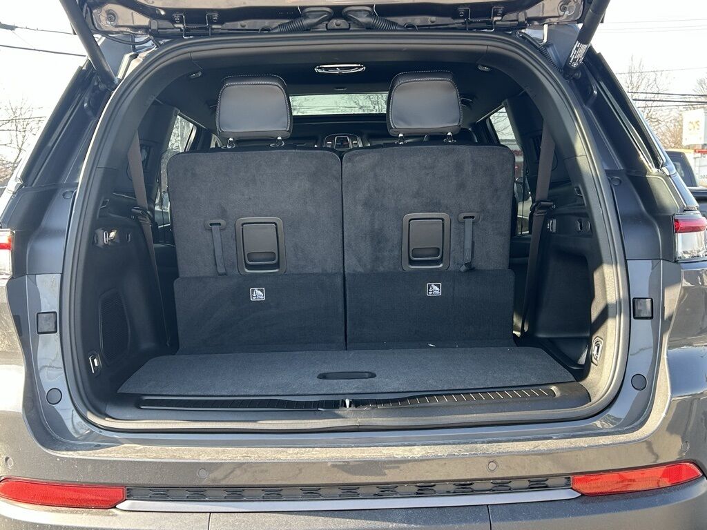 2026 Jeep Grand Cherokee L Limited Crestwood KY