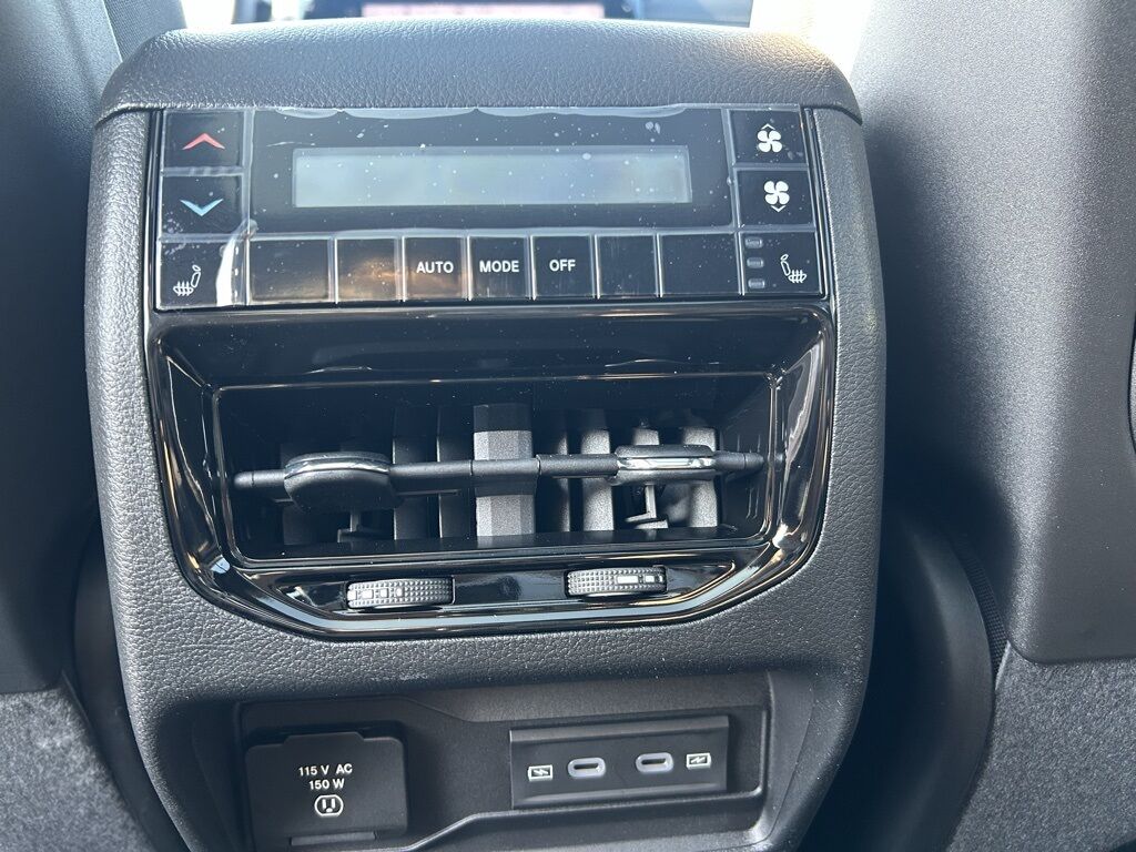 2026 Jeep Grand Cherokee L Limited Crestwood KY