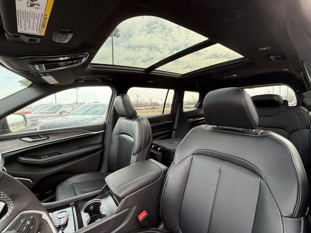 2026 Jeep Grand Cherokee L Limited Crestwood KY