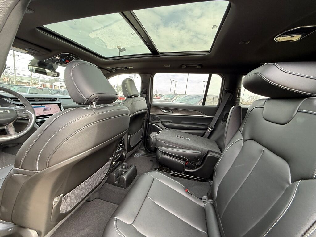 2026 Jeep Grand Cherokee L Limited Crestwood KY