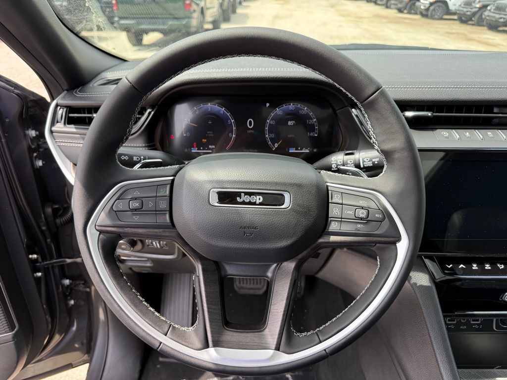 2026 Jeep Grand Cherokee L Limited Crestwood KY