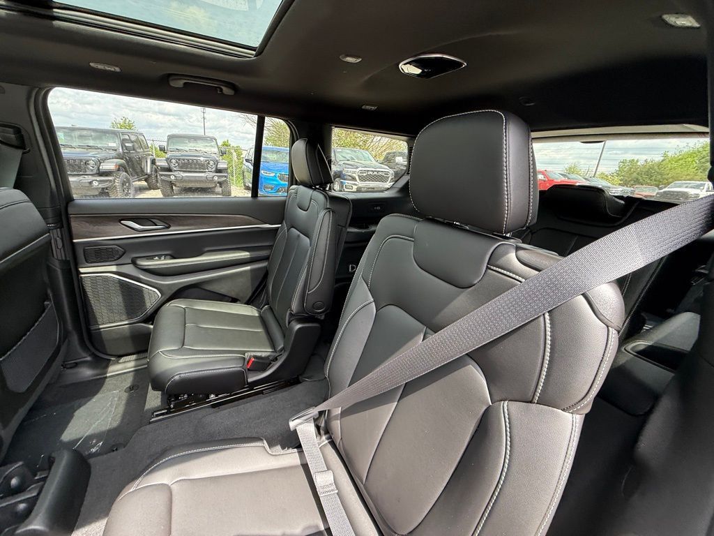 2026 Jeep Grand Cherokee L Limited Crestwood KY