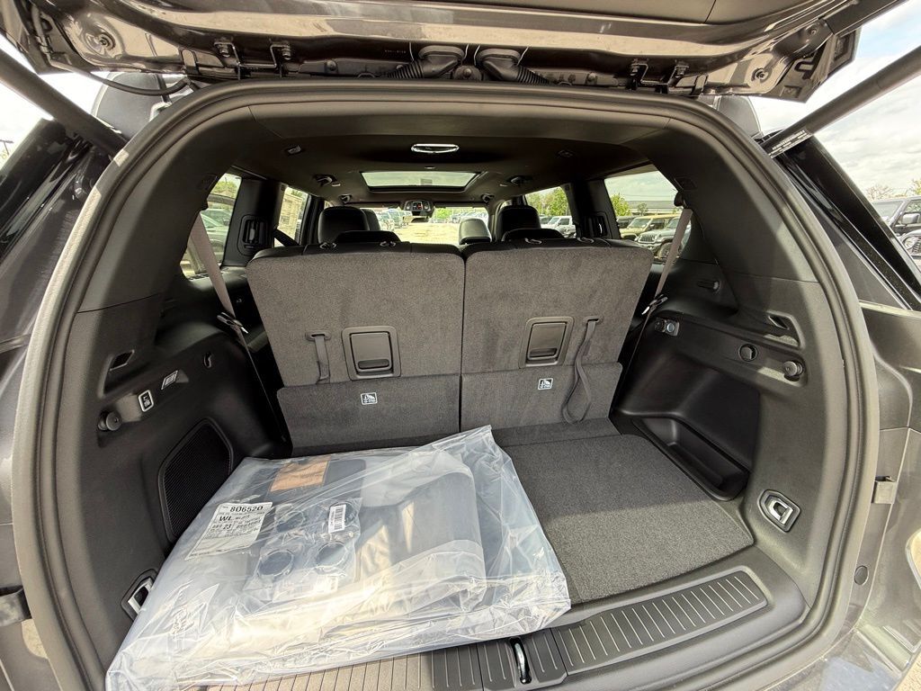 2026 Jeep Grand Cherokee L Limited Crestwood KY