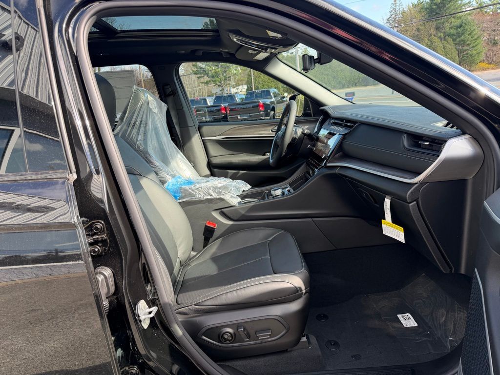 2026 Jeep Grand Cherokee L Limited Orange MA